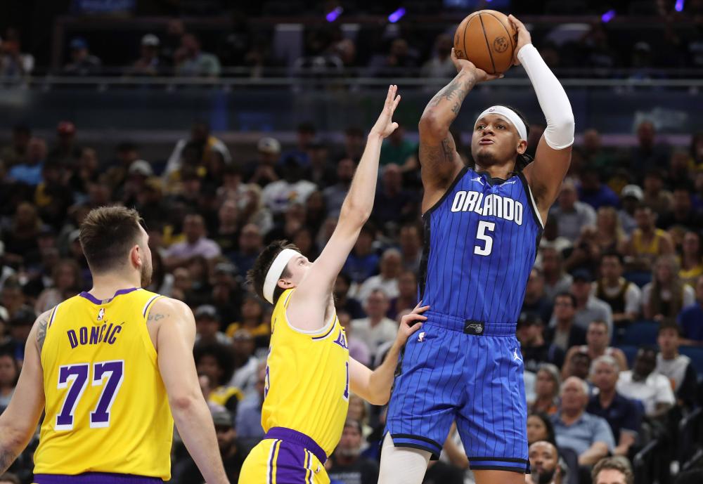 球队背后的 球队背后的