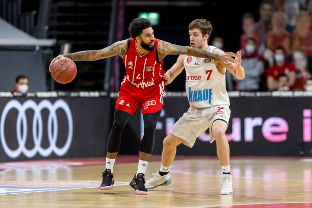 江原压制 江原压制