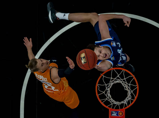 仅仅依赖于 仅仅依赖于