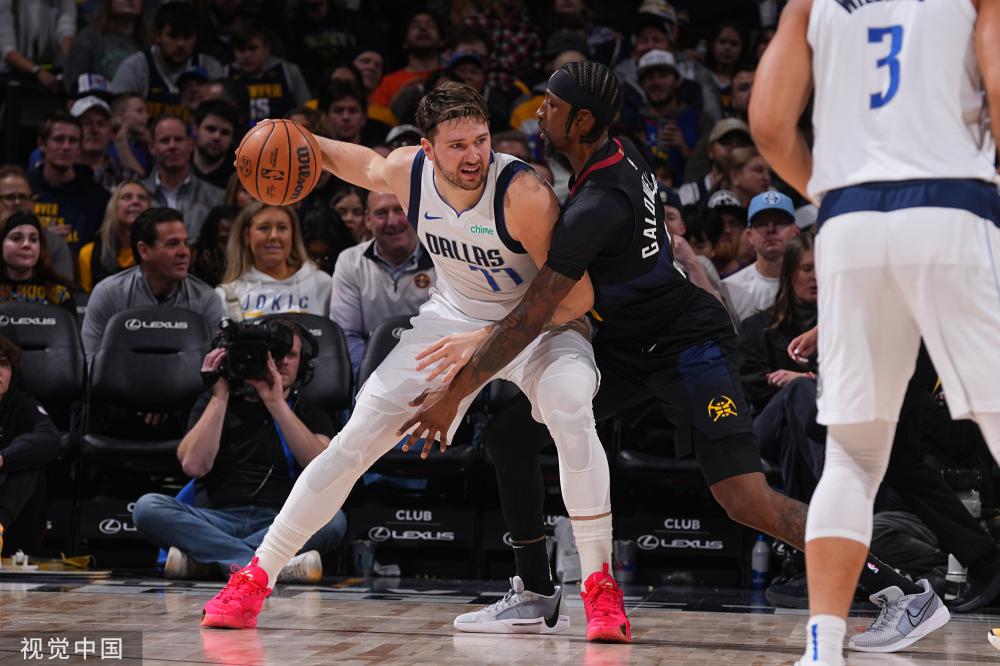 他们在这方 他们在这方