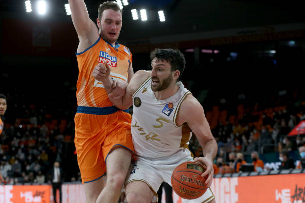 快的边路球 快的边路球